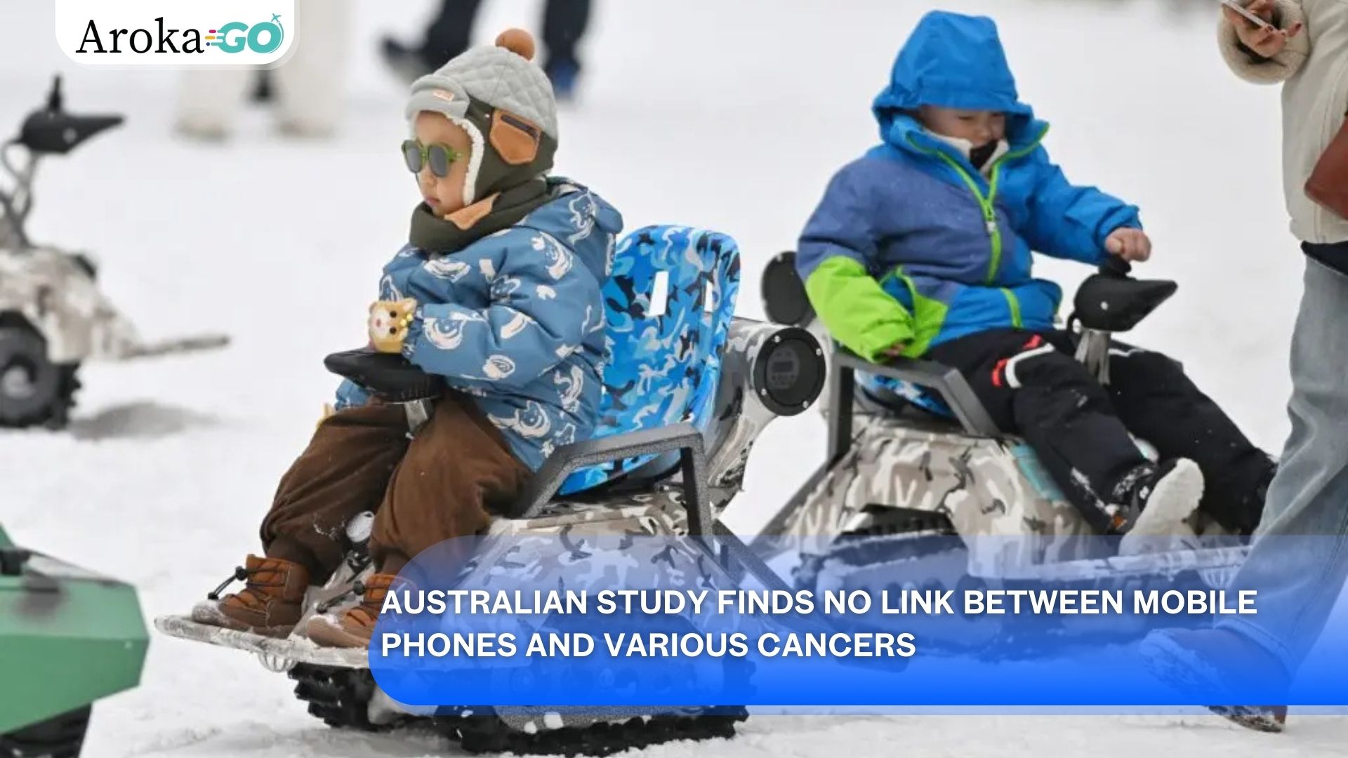 Crowds line up at Sichuan ski resort to welcome a large number of tourists.