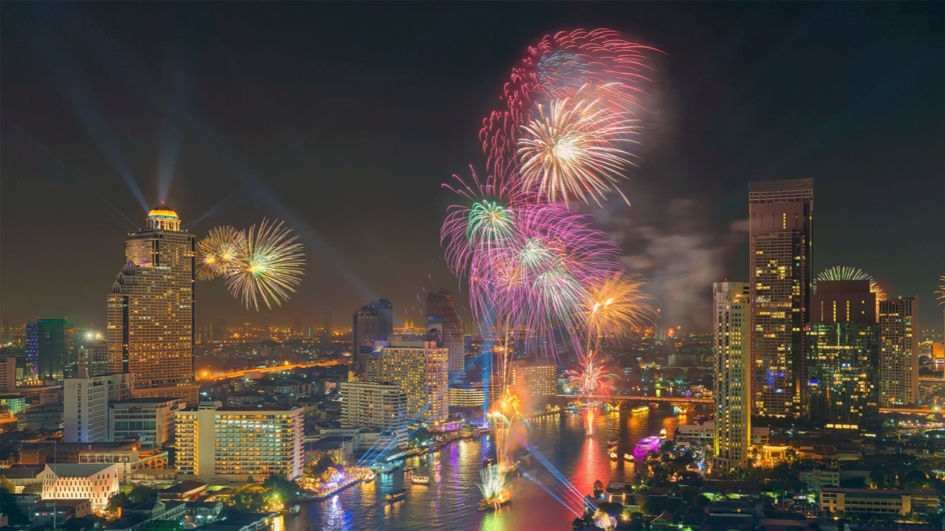 Best Places to Countdown and Watch Fireworks for New Year 2024 in Thailand