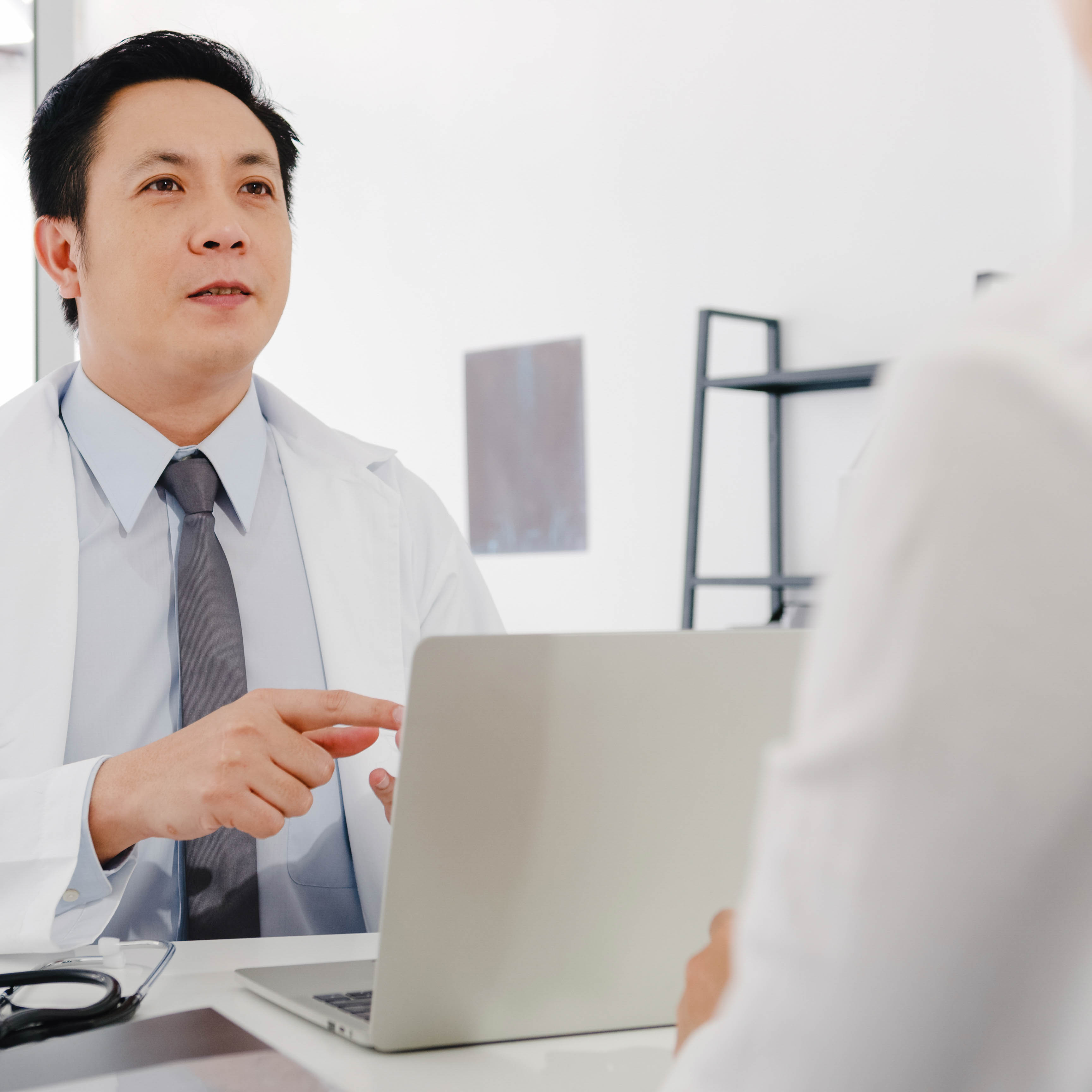 内科センター：健康とウェルネスへの道