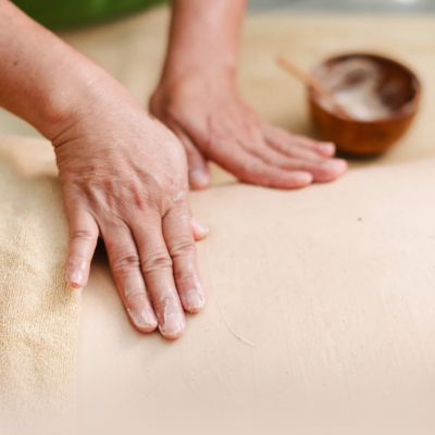 Deep Body Scrub & Onsen Jacuzzi Spa