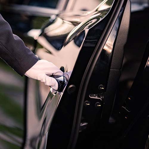 LIMOUSINE AND AIRPORT TRANSFER SERVICE