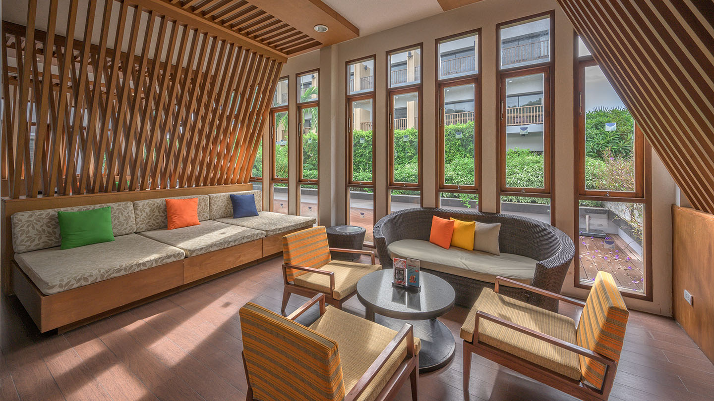 Starling Lobby Lounge